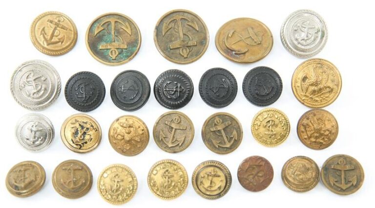 military buttons