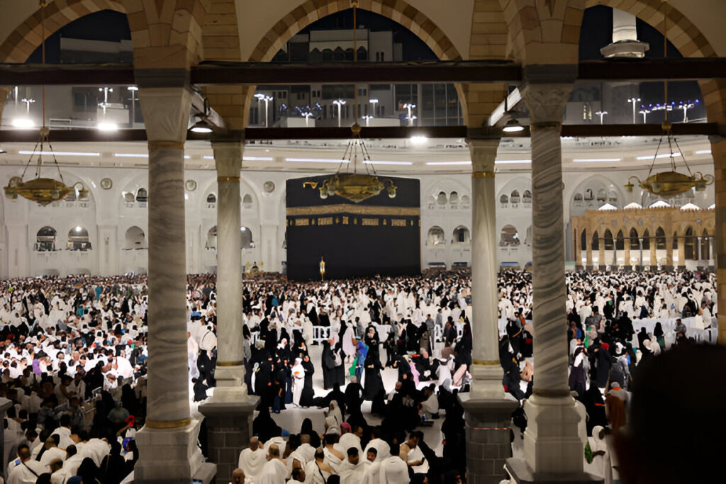 Behind the Price Tag: What Determines the Cost of 3-Star, 4-Star, and 5-Star Umrah Packages?