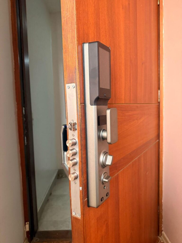 Digital door lock