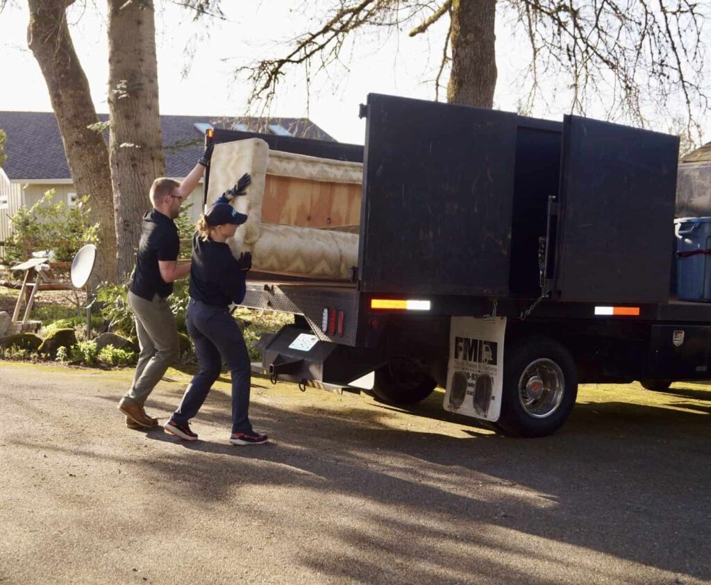 Best junk removal company