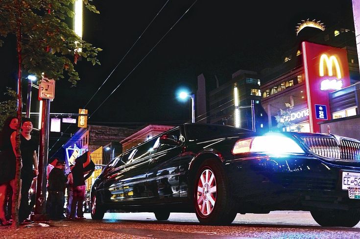 luxury limo service in toronto
