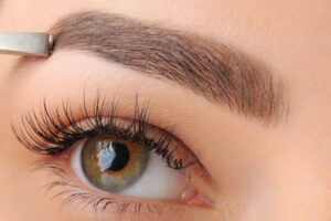 Best Eyebrow Hair Transplant in Dubai: Cost Breakdown & Packages