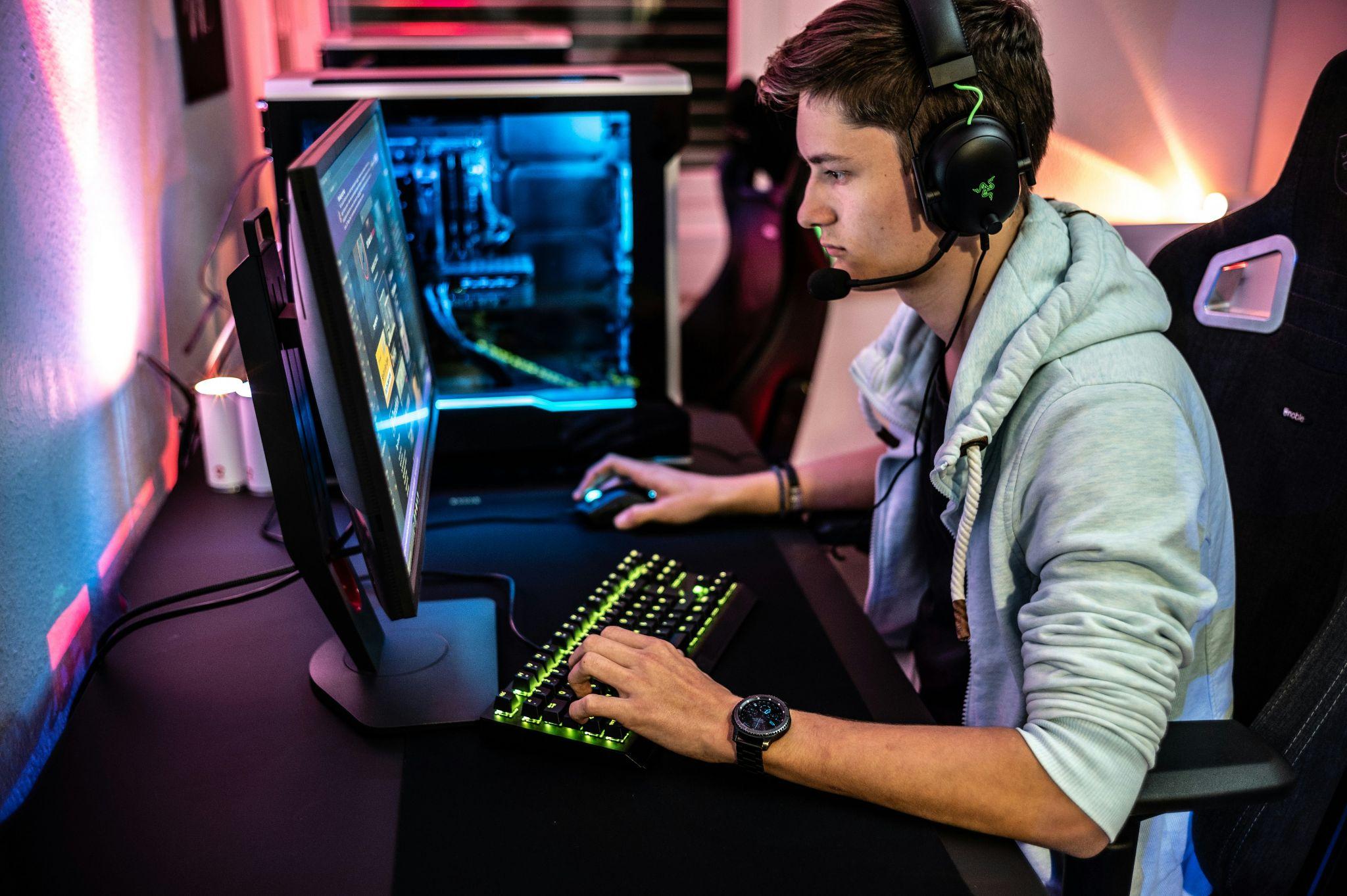 A player concentrated on their gameplay