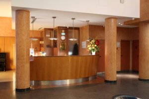 Modern Reception Desk Dubai