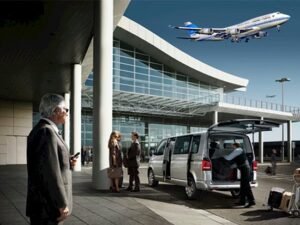 Bristol to Long Distance Taxi: Comfortable Travel Beyond the City