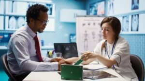 patient-medical-specialist-check-up-visit-green-screen-90kb