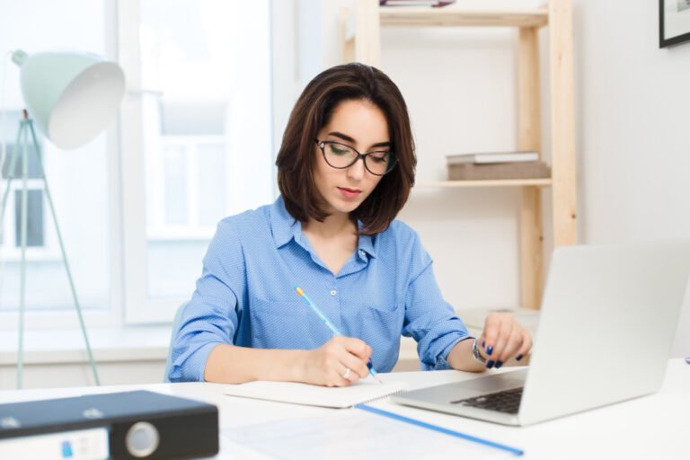752