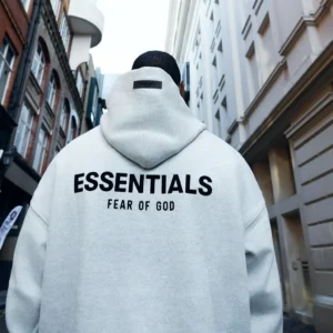 Essential Hoodie: How to Choose the Right Fit, Fabric, and Style for Everyday Wear