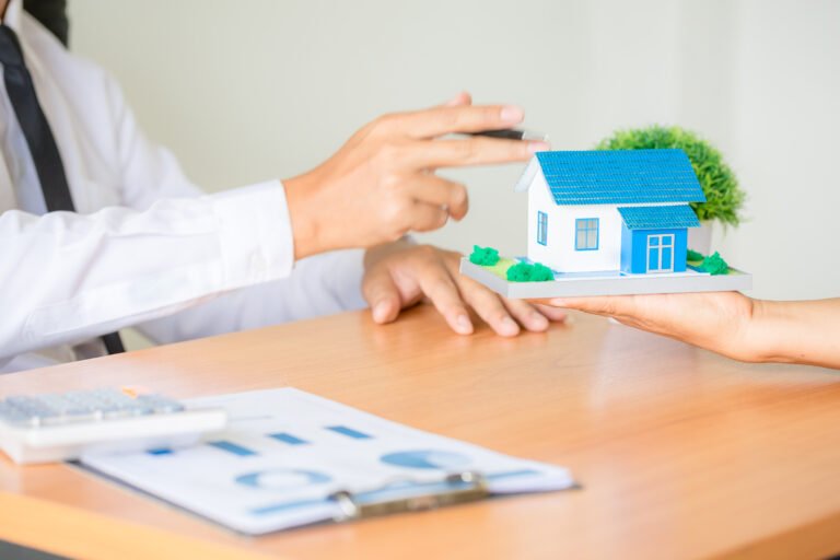 Real estate broker agent presenting and consult to customer to d
