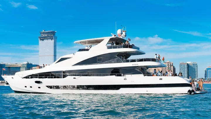 dubai-superyacht-experience