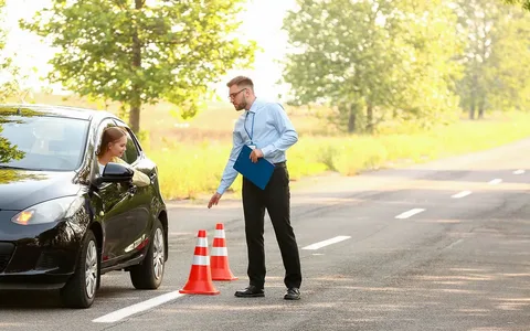 Automatic driving instructor Stourbridge